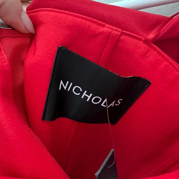 NWT Nicholas Off the Shoulder Blouse (Crepe Shoulder Band) - Picture 7 of 12